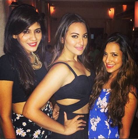 Inside Pics Of Sonakshi Sinhas Birthday Party Entertainment Gallery