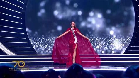 สาวงามในชุดราตรี บนเวที Miss Universe 2021 รอบ Preliminary เอกวาดอร์