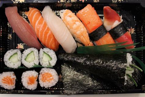 Sushi Spring (13pcs) - Hokkaido Sushi Ottawa ON