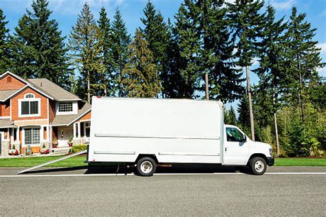 Removalvans Stock Photos Pictures And Royalty Free Images Istock