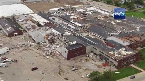 Lennox To Rebuild After Ef 3 Tornado Tears Through Marshalltown