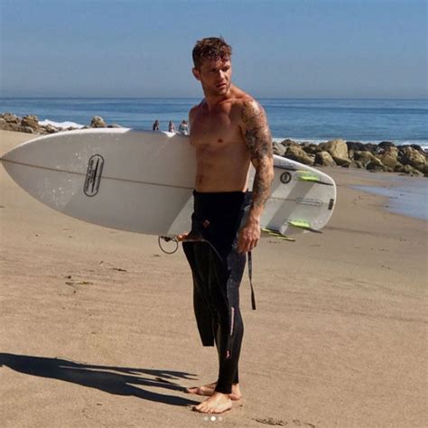 Ryan Phillippe Previews His Sexy Shirtless Photo Shoot E Online Uk