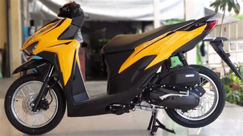 Thanks you for watching subscribe, comments, share, like honda click125i 2019 white edition. New 2019 Honda Click 125i Yellow-Black - YouTube