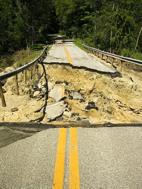 Bridge Falling Apart Stock Photos Pictures And Royalty Free Images Istock