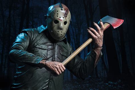 Nato con una grave deformazione fisica è spesso vittima della cattiveria dei suoi coetanei che, un bel. Friday the 13th - The Final Chapter Jason 46cm - La ...