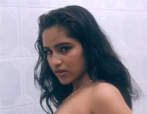 Tragic Life Of Indian Porn Star Reshma