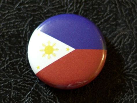1 Or 78 Philippines Flag Pinback Button Pin Etsy Buttons Pinback