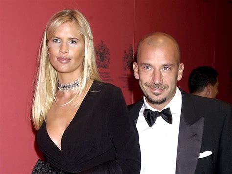 He and his wife are expecting their second child (2007). Chelsea legend Vialli locked himself in bathroom to hide ...