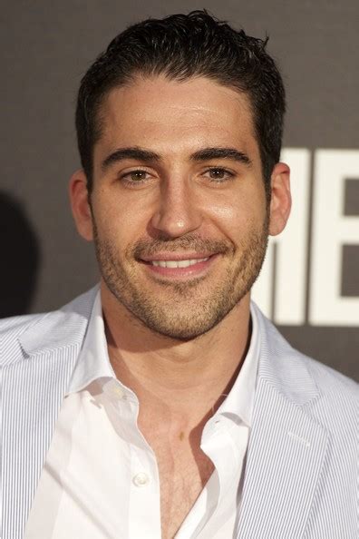 Destaca por su papel principal en series como. Miguel Ángel Silvestre Net Worth - Celebrity Sizes