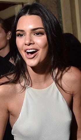Kendall Jenner Goes Out Braless As She Flaunt Her Pierced N Pples ErockCity Com
