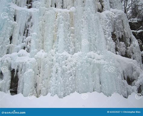 Frozen Waterfall Stock Image Image Of Minnesota Blue 63323537