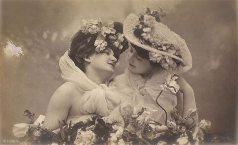 Pin By Mackenzie On Vintage Lesbians Vintage Lesbian Lesbian Photo Postcards