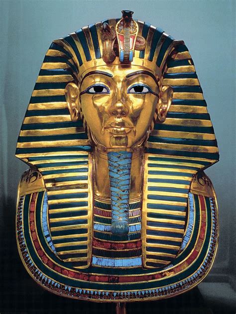 Tutankhamuns Mask Tutankhamun Egyptian History Egyptian Art