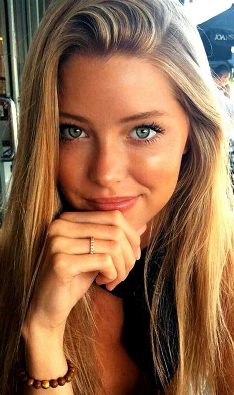 Pin By Joe Machado On Green Eyes Pretty Blonde Girls Blonde Beauty Beautiful Eyes