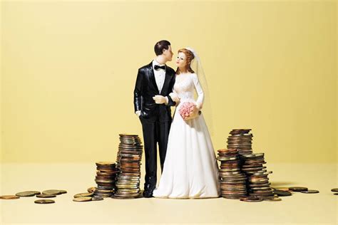 Were Married With Separate Finances Heres How It Works