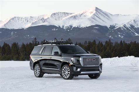 While looking good is part of denali experience, much of the changes can be found on its cabin appointments. Gradual Rollout Planned for 2021 GMC Yukon - The News Wheel
