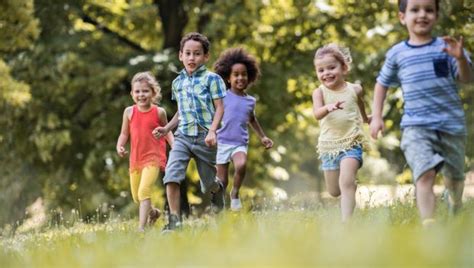10 Reasons Why Kids Need To Spend Time Outdoors