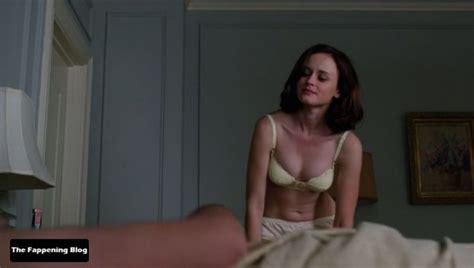 Alexis Bledel Topless And Sexy Collection 41 Pics Videos Thefappening