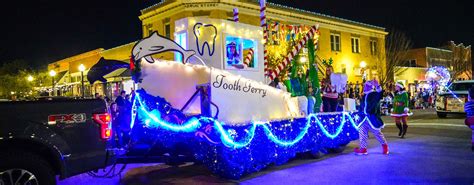 Downtown Bryan Holiday Stroll And Lighted Parade Thursday December 8th