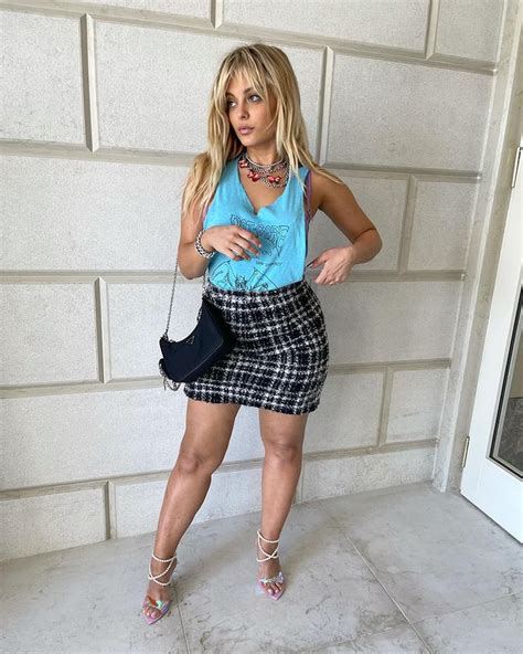 Bebe Rexha Beberexha • Instagram Photos And Videos Bebe Rexha