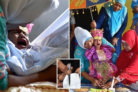 Disturbing Pics Show A Screaming 18 Month Old Girl Getting Circumcised In Brutal Fgm Ritual In