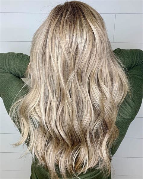 29 Best Ways To Get A Sandy Blonde Hair Color For Natural Depth