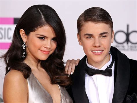 Selena Gomez Drops New Song About Justin Biebers Infidelity