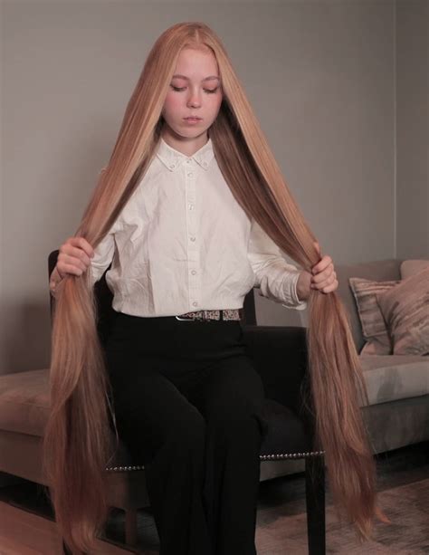 Video Super Long Blonde Silky Hair Brushing And Combing Silky Hair