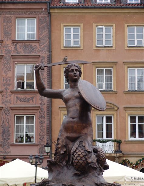 Mermaid Statue Syrenka Of Warsaw In Old Town Market Square