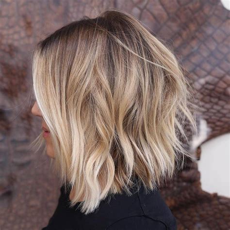 Neutral Blonde Highlights With Platinum Flashes Hair Color Balayage