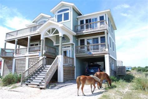 From beach condos to luxury oceanfront homes, our obx vacation rentals are tailored for. Carova Beach Rentals | Outer Banks Vacation Rentals ...