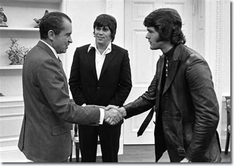 Photos Elvis Presley And President Nixon At The White