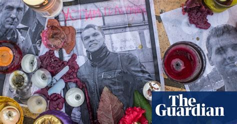 Tributes Pour In For Dead Protesters In Kiev World News The Guardian