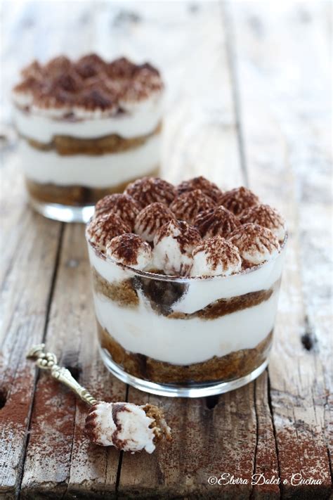 Il procedimento per realizzarlo è facile e non richiede molti ingredienti! Tiramisù senza mascarpone e uova - Elvira Dolci e Cucina