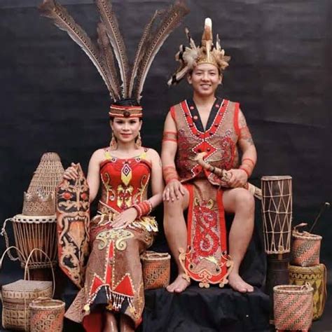 Pakaian Adat Kalimantan Barat Galeri Nusantara