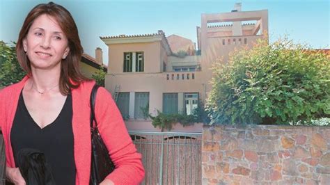 Στις σπέτσες με τη χρυσή βαρδινογιάννη βρέθηκε ο γνωστός ηθοποιός (εικονεσ) ΣΤΟ ΣΦΥΡΙ ΒΓΑΖΟΥΝ ΟΙ ΤΡΑΠΕΖΕΣ ΤΙΣ ΒΙΛΕΣ ΤΩΝ ΧΡΥΣΗ+ΑΜΑΛΙΑ ...
