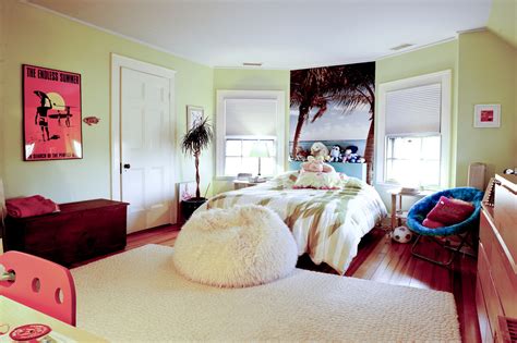 See the full gallery of bedroom tips. Stylish Papasan Chair for Kids and Kid's Room - HomesFeed