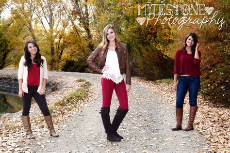Pin By Emily Toma On Friendship Friend Photos Friend Senior Pictures