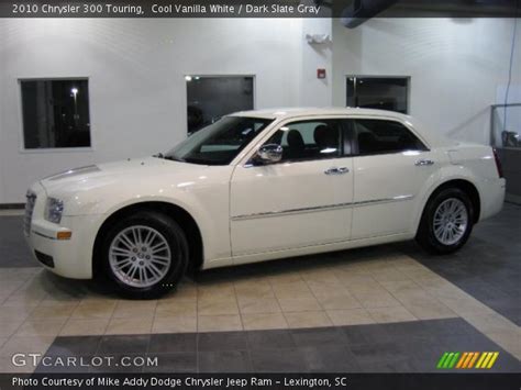 Cool Vanilla White 2010 Chrysler 300 Touring Dark Slate Gray