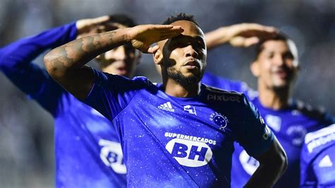 Cruzeiro: Rafa Silva comemora gols marcados contra a Ponte e fala em