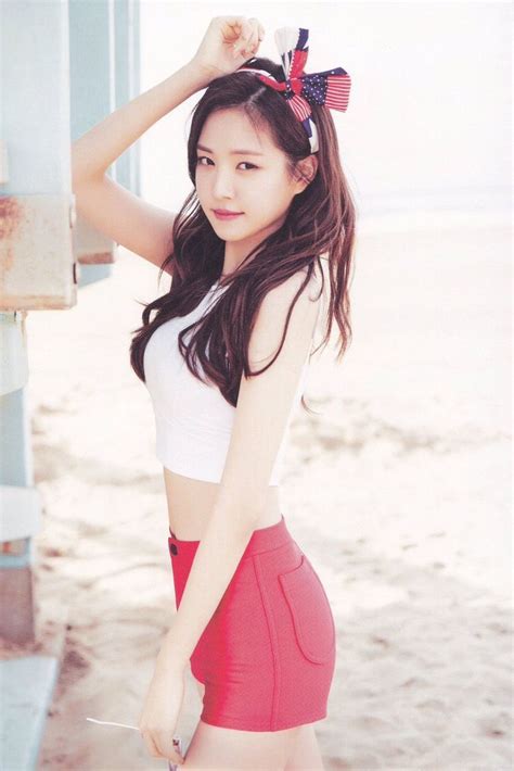 eunji apink naeun pretty asian kpop girl groups kpop girls pink son red and white outfits