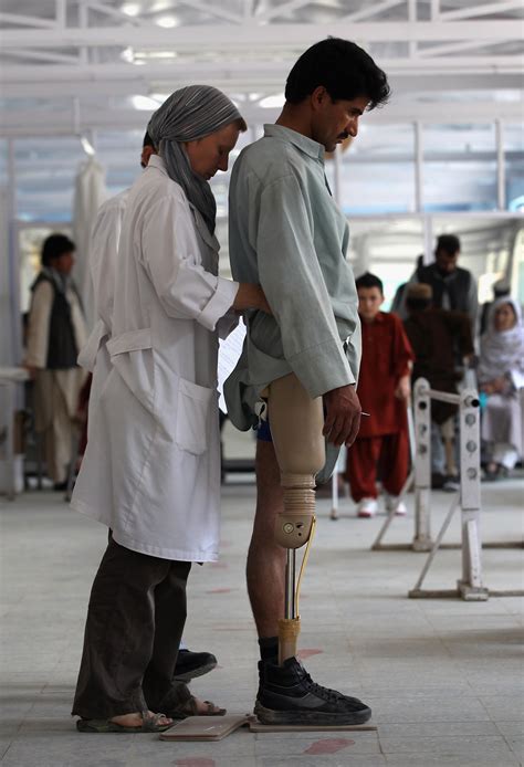 Icrc Orthopedic Center Treats Afghan War Amputees