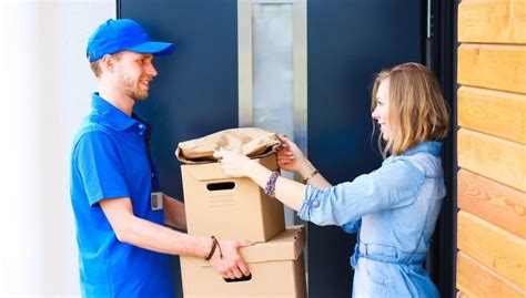 Why People Prefer To Send Their Parcels Through Courier Services Blog