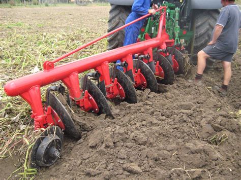 Massey Fergusson Disc Plough Agricultural Machinery And Farming