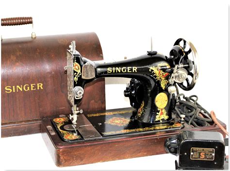 Antique Sewing Machine Singer Portable Sewing Machine