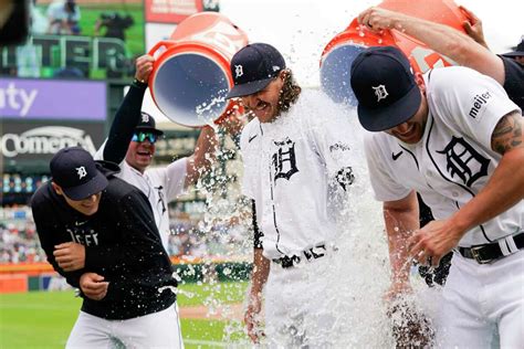 Detroit Tigers Pitchers Throw A Combined No Hitter Vs Blue Jays