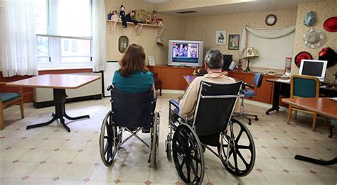 Experiencing Life Briefly Inside A Nursing Home The New York Times