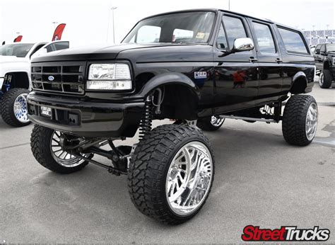 Four Door Obs Ford Bronco Socal Trucks