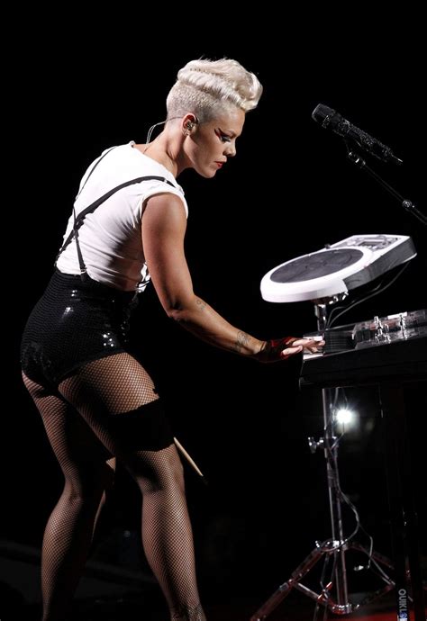 Let S Do This P Nk Pink Singer P Nk Pop Star