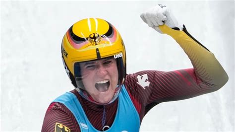 geisenberger becomes 1st 3 time gold medallist in women s luge cbc sports